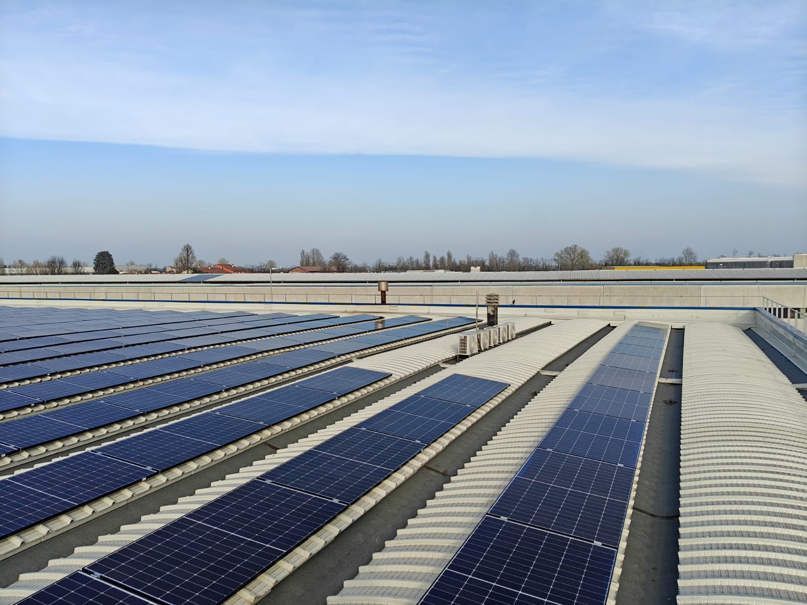 Carpenteria meccanica Perotti S.r.l. – Impianto fotovoltaico e sistema di accumulo